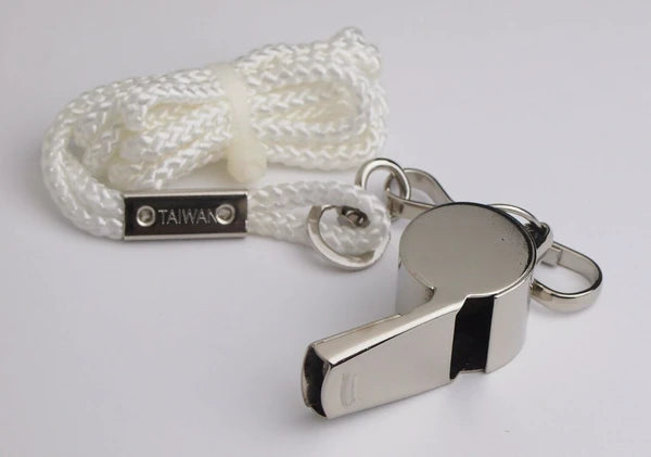 ハイピッチホイッスル(ヒモ付) / High Pitch Whistle(Included String)