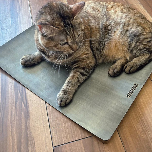 アルミひんやりベッド / Aluminum Cool Bed