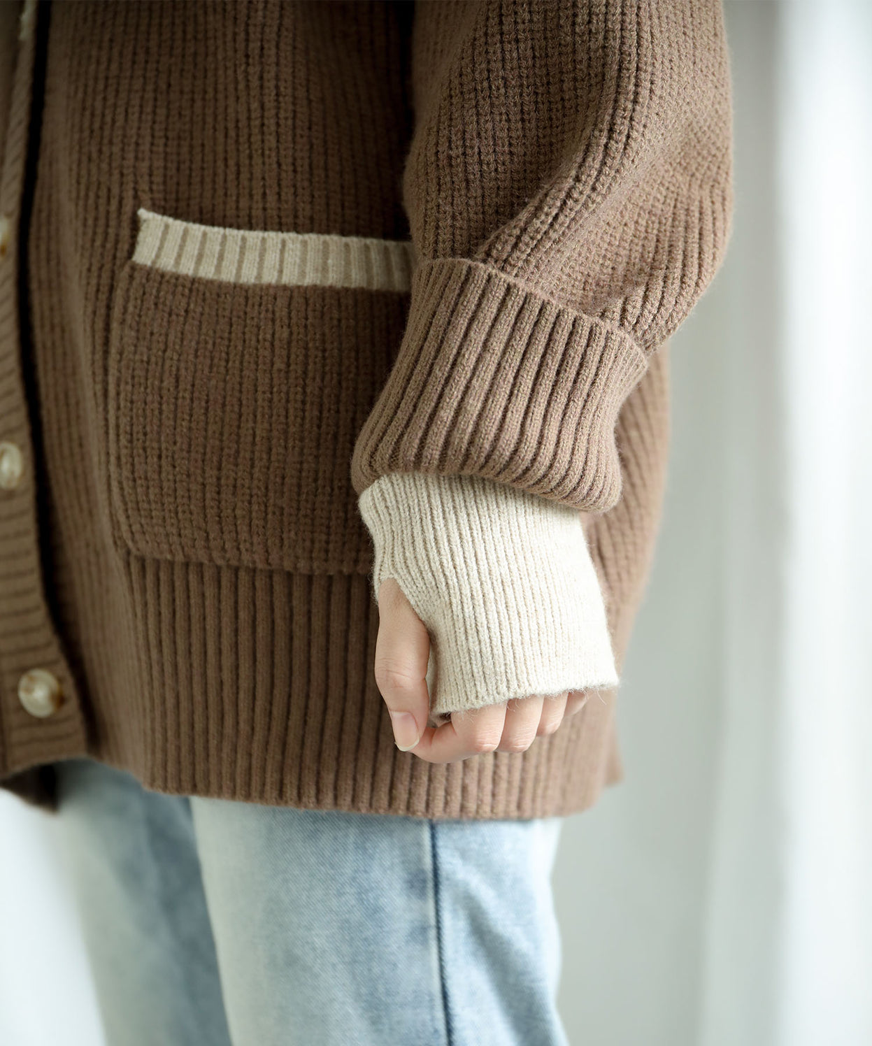 Bicolor knit cardigan