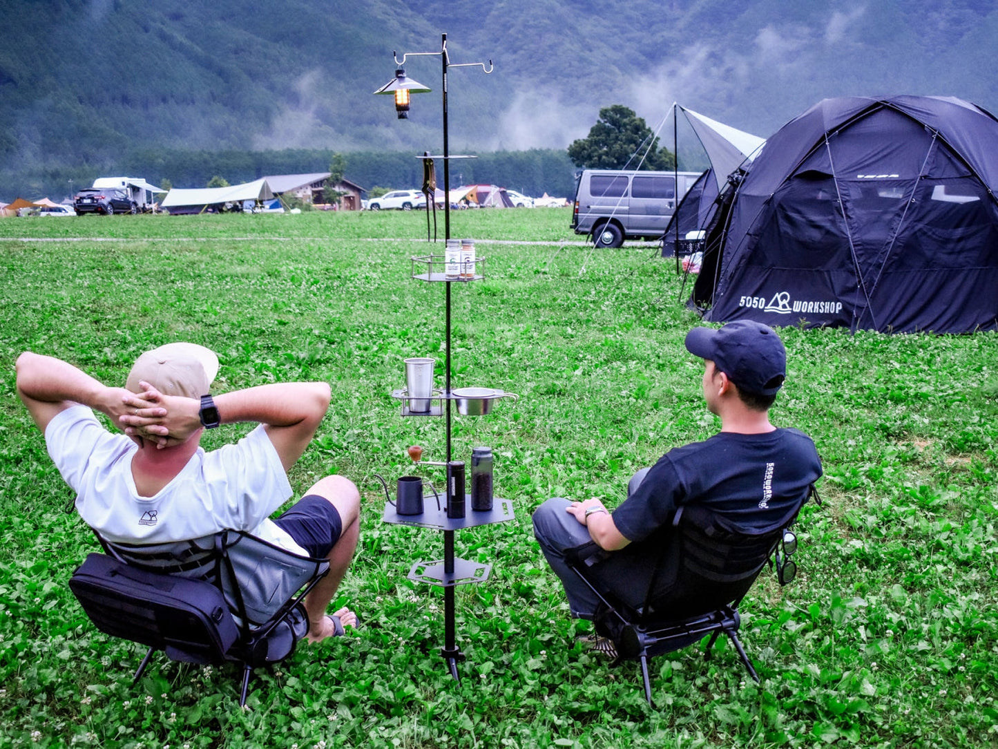 COMPACT FOLDING CHAIR