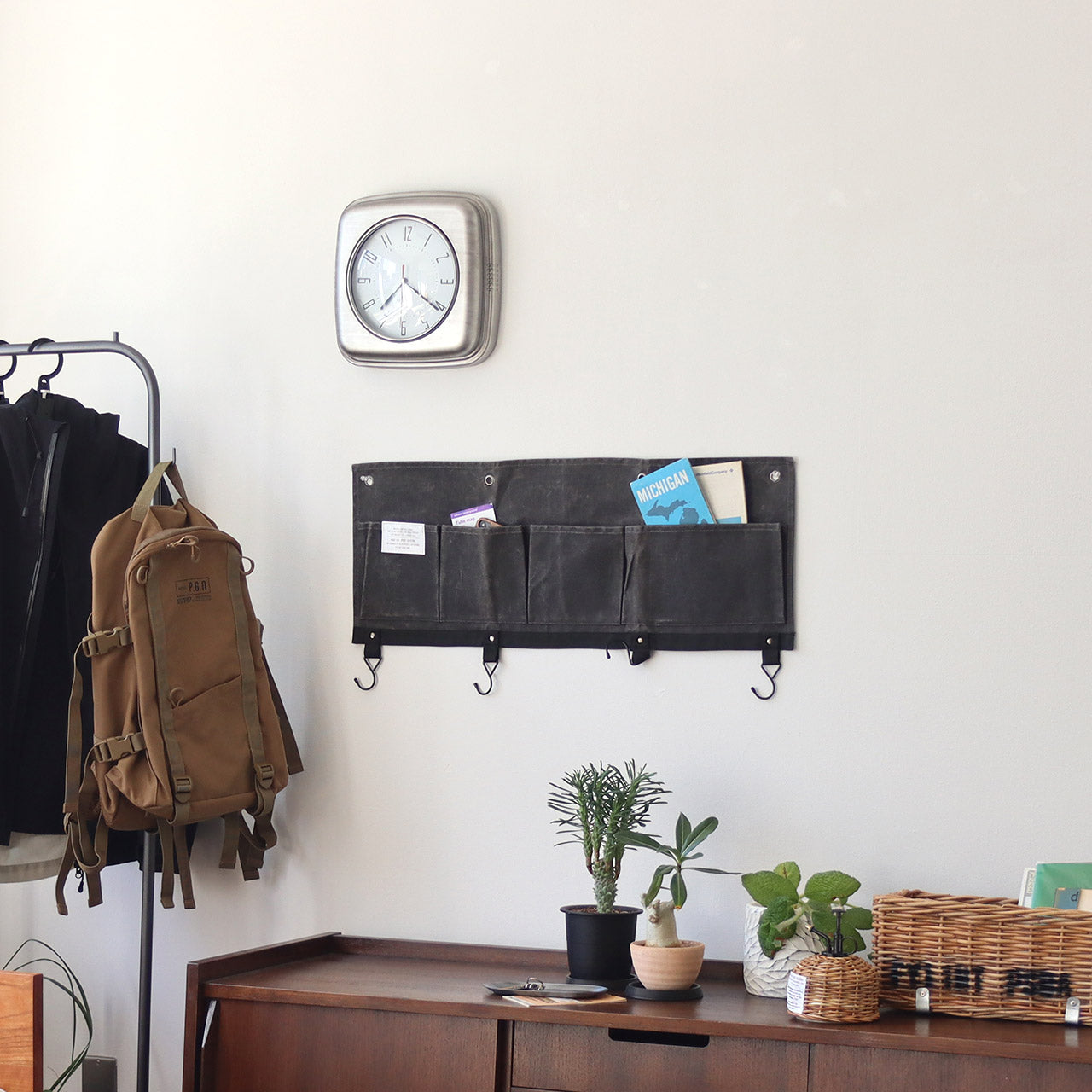 WAXED CANVAS WALL POCKET S / ワックスドキャンバス ウォールポケット S