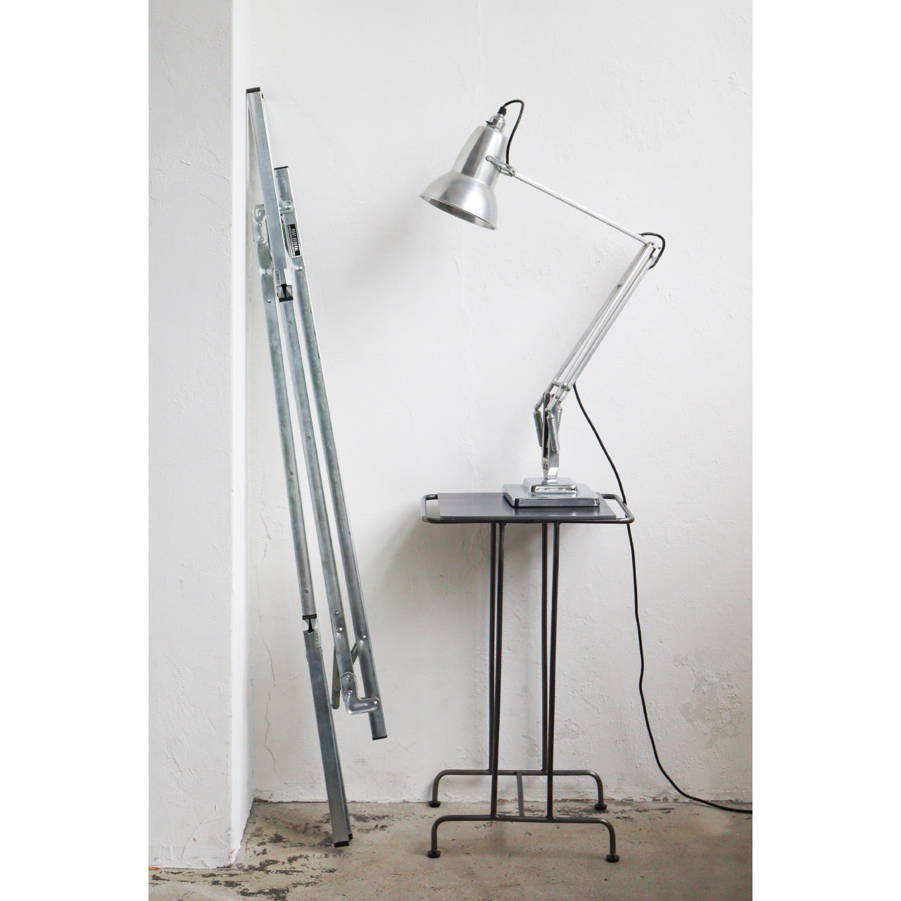 EXHIBITION FOLDABLE HANGER RACK / エキシビション フォルダブルハンガーラック