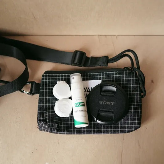 フォンサコッシュ / Phone Sacoche