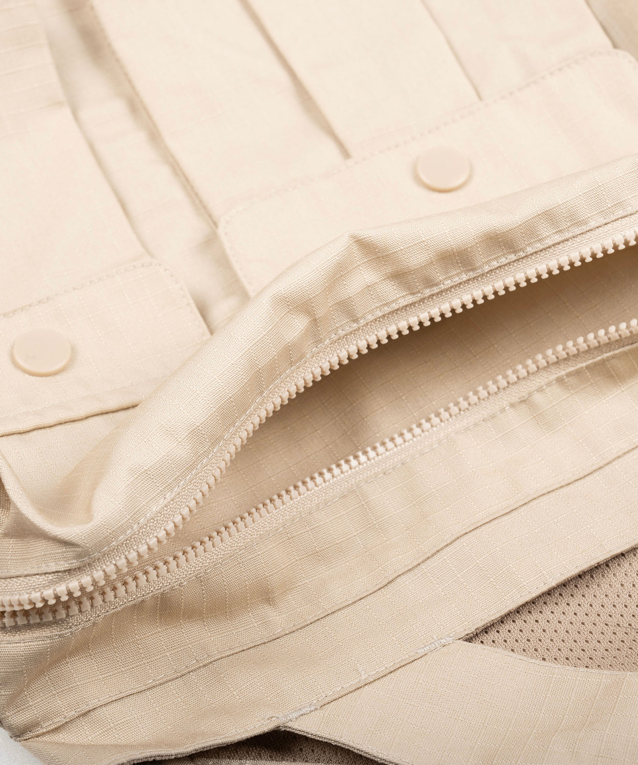 Big pocket fishing vest