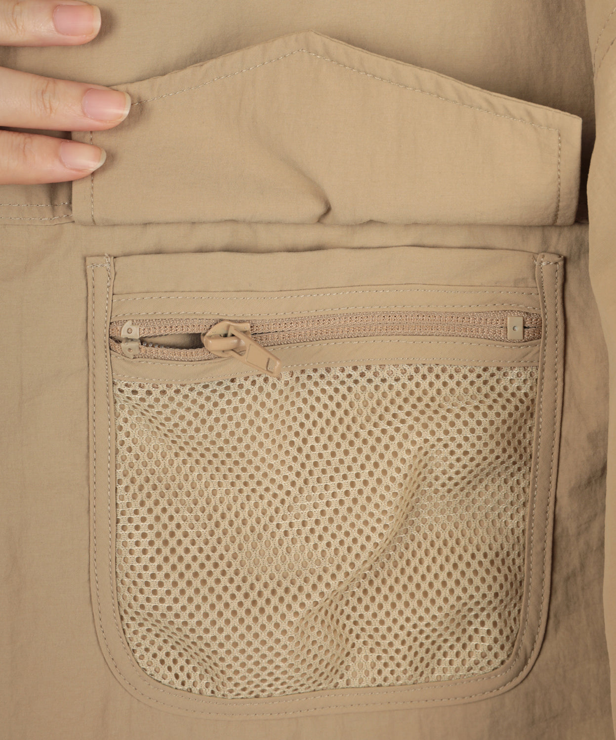 Mesh pocket s/s shirt