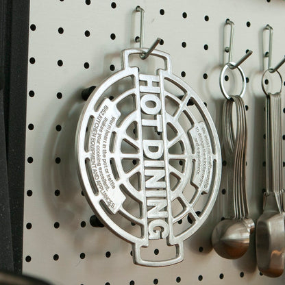 ALUMINUM TRIVET HOT-DINING / アルミニウム トリベット ホット ダイニング
