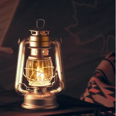 オイルランタン　ロゴ入り / Oil Lantern