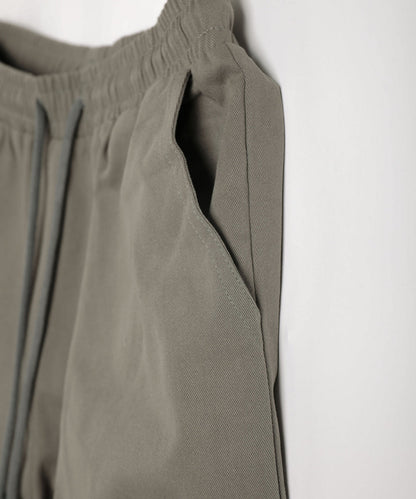 Knee tuck cotton pants