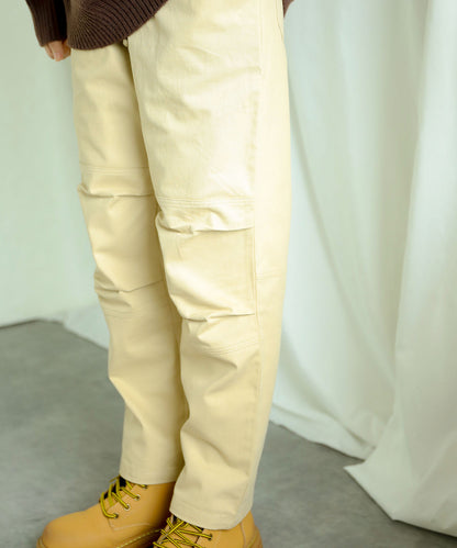 Knee tuck cotton pants