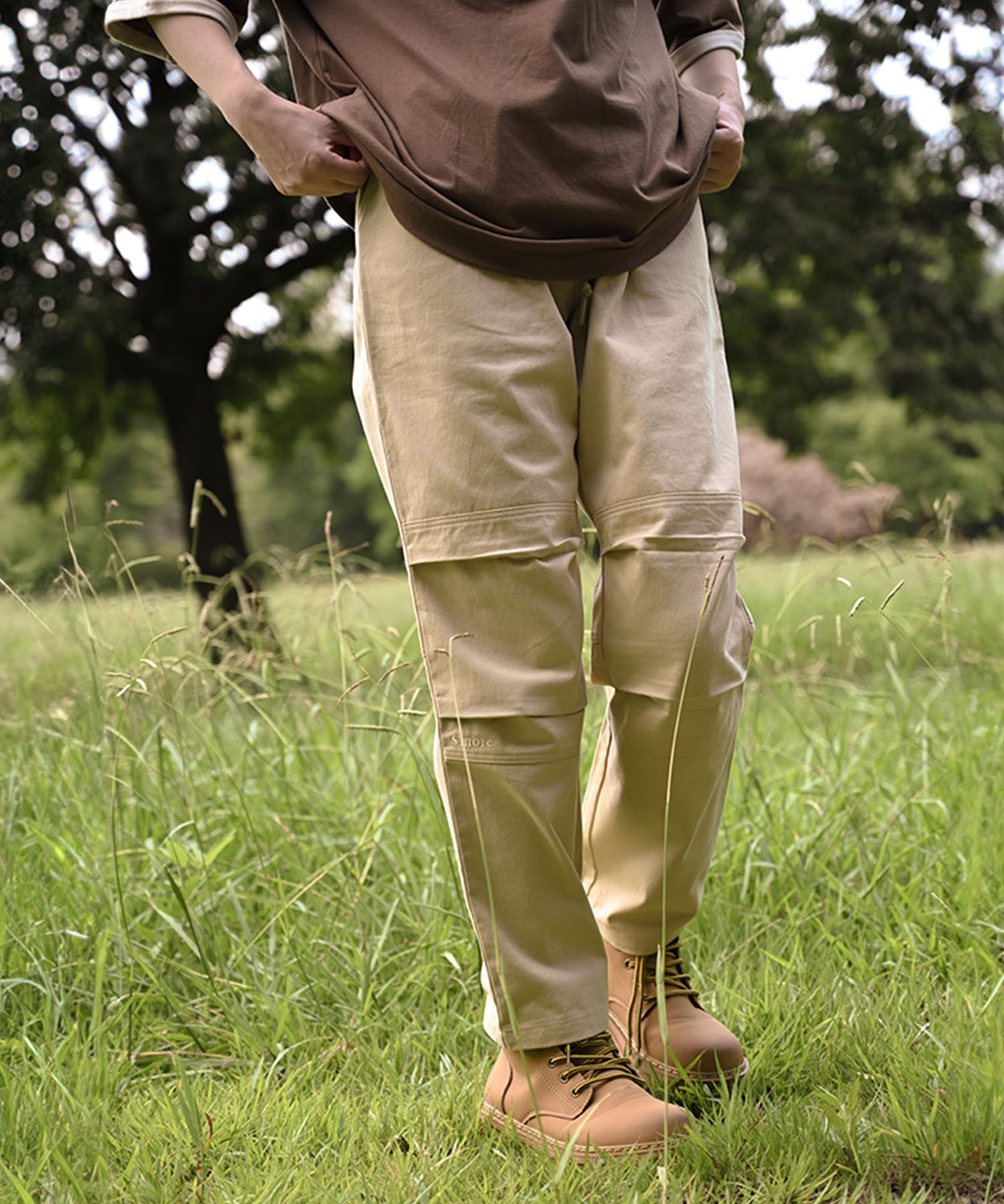 Knee tuck cotton pants