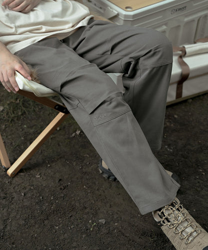 Knee tuck cotton pants