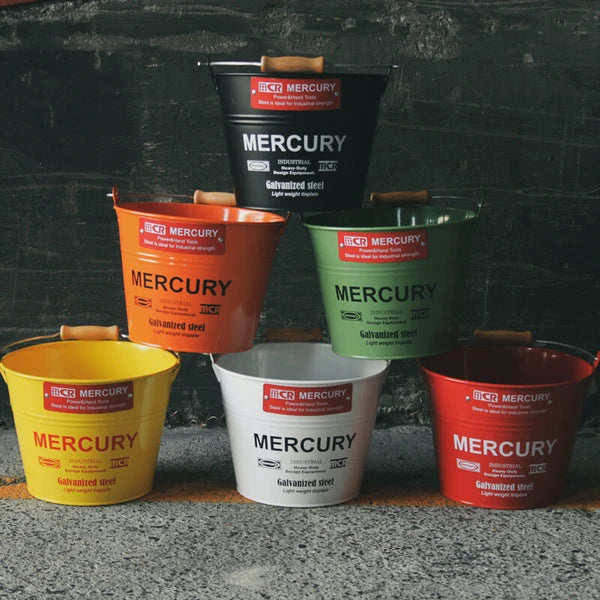 ブリキバケツ / Tin Bucket