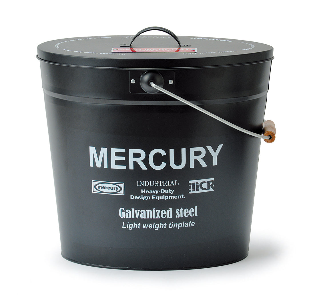 ブリキバケツ オーバルフタツキ / Tin Bucket and a Oval Cap