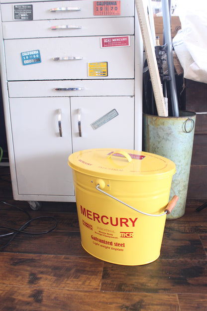 ブリキバケツ オーバルフタツキ / Tin Bucket and a Oval Cap