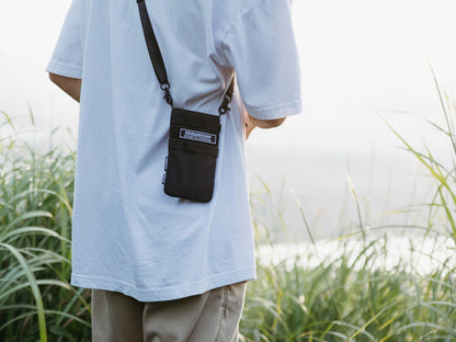 SHOULDER POCKET&STRAPS