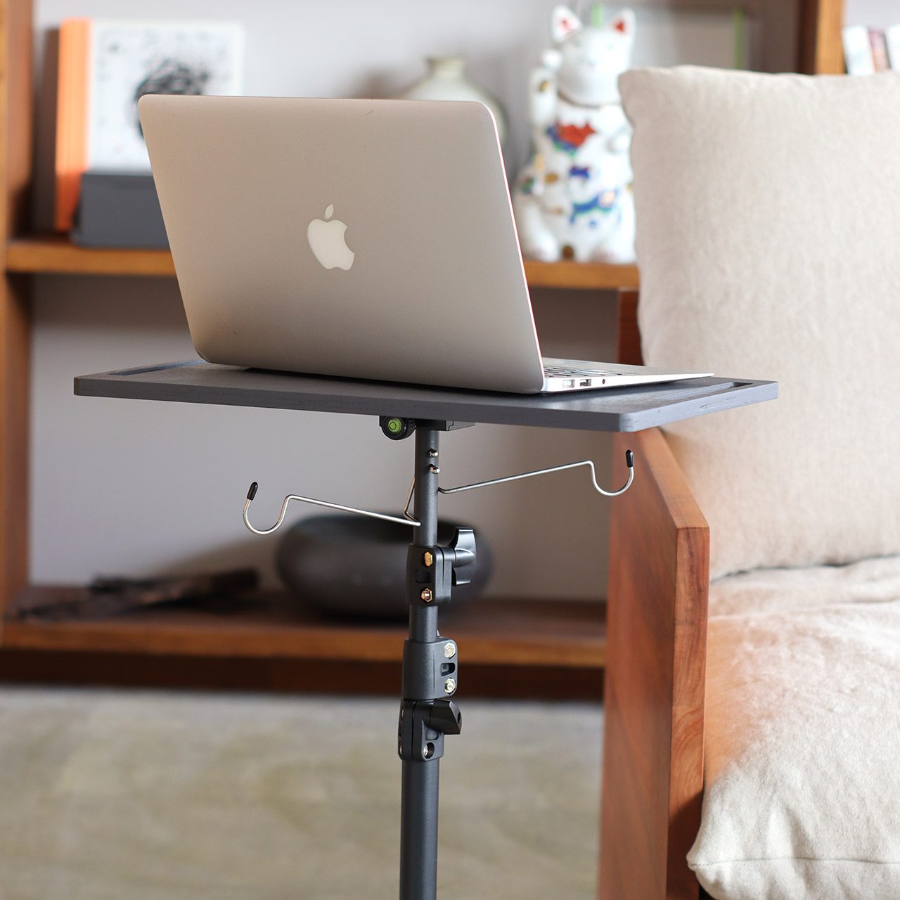 TRI-POD TABLE & HANGER / トリポッドテーブル＆ハンガー