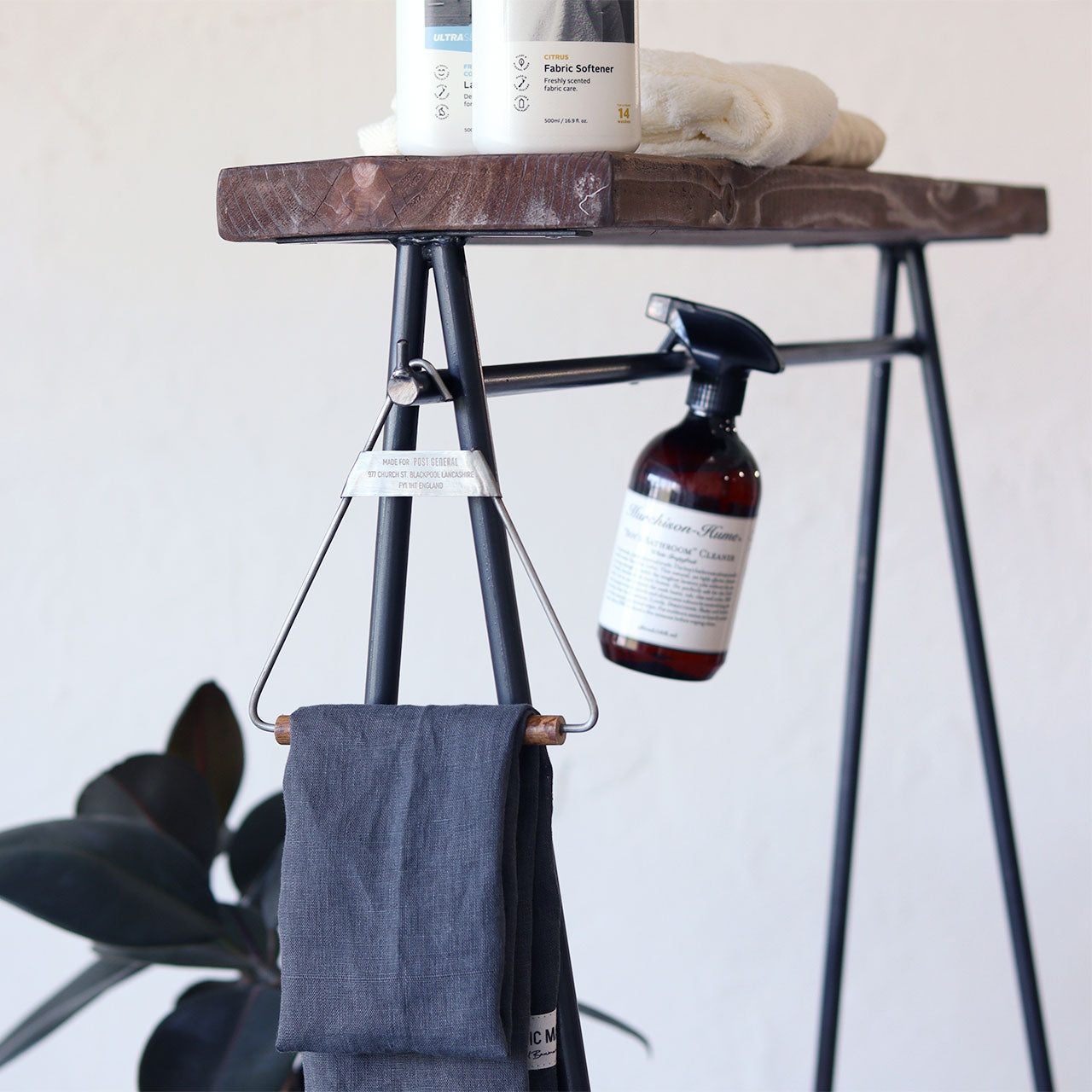 INDUSTRIAL TOWEL & PAPER HANGER / インダストリアル タオル＆ペーパーハンガー