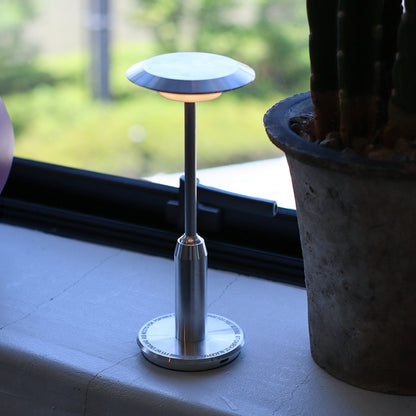 PORTABLE STREET LIGHT / ポータブルストリートライト