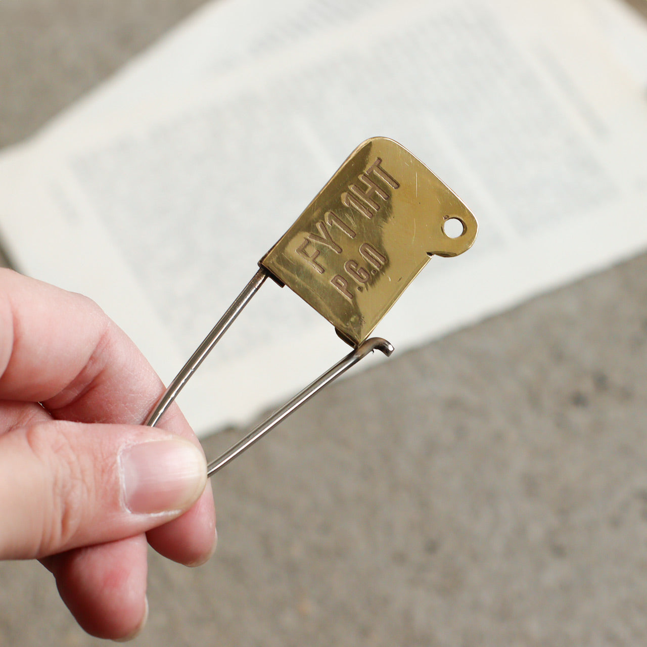 BRASS KEY HOLDER PIN / ブラス キーホルダーピン