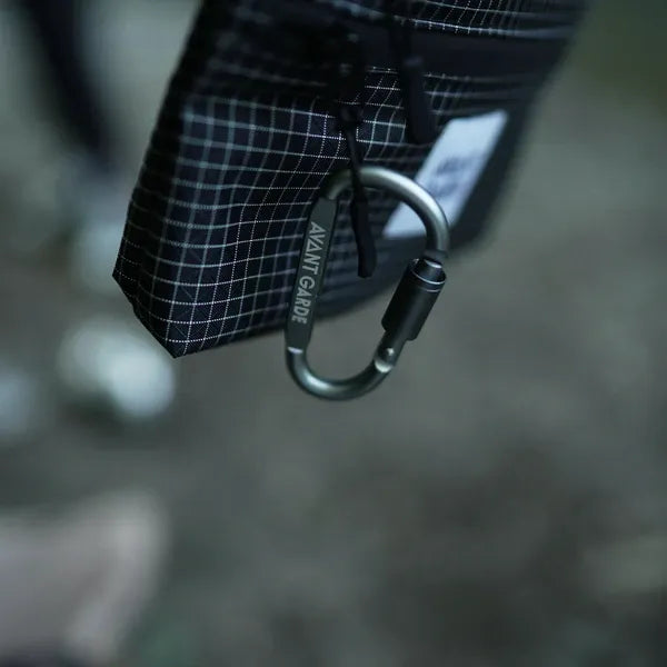 D字型 ロックカラビナ / D-shaped Locking Carabiner