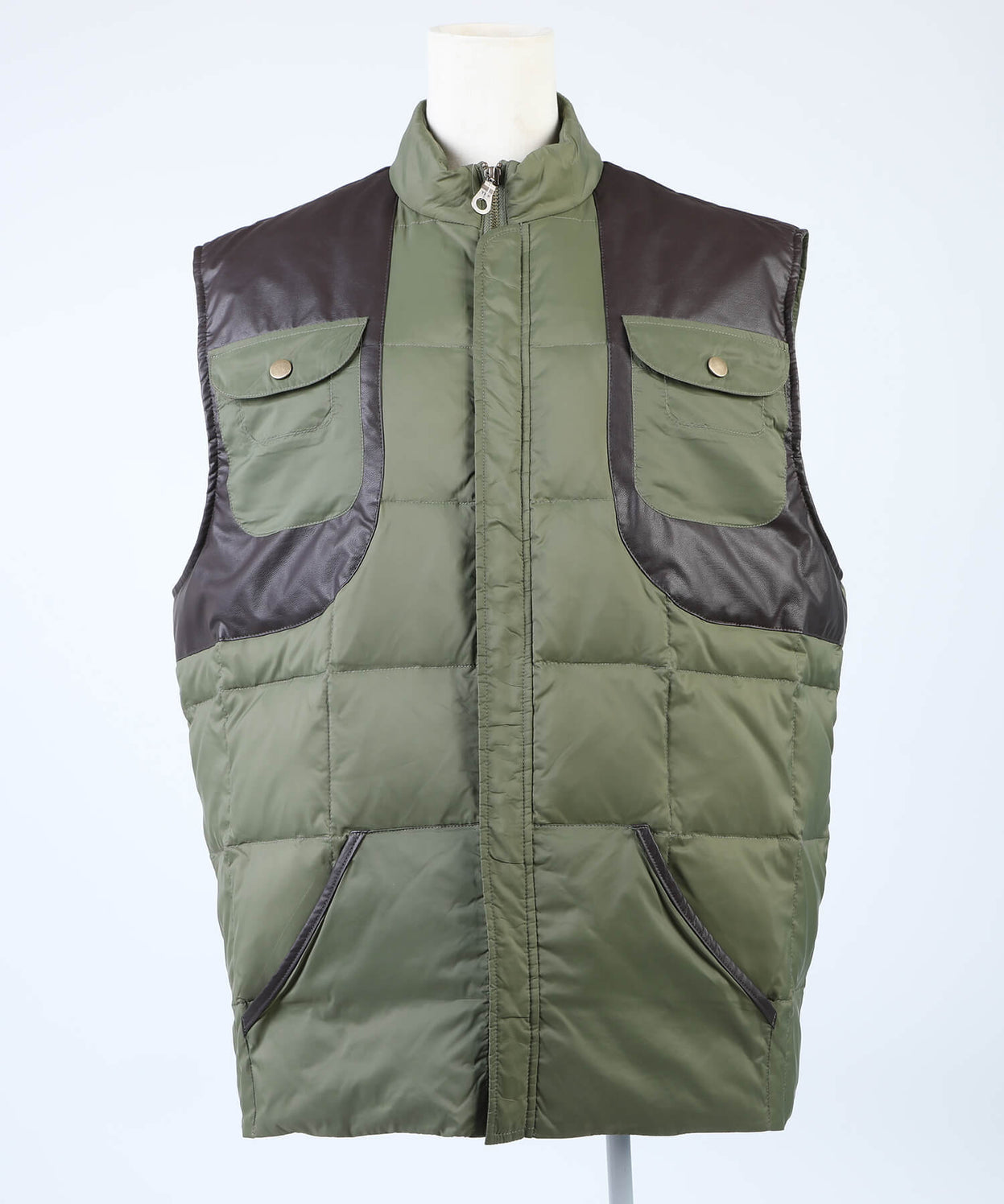 QUILTING DOWN VEST