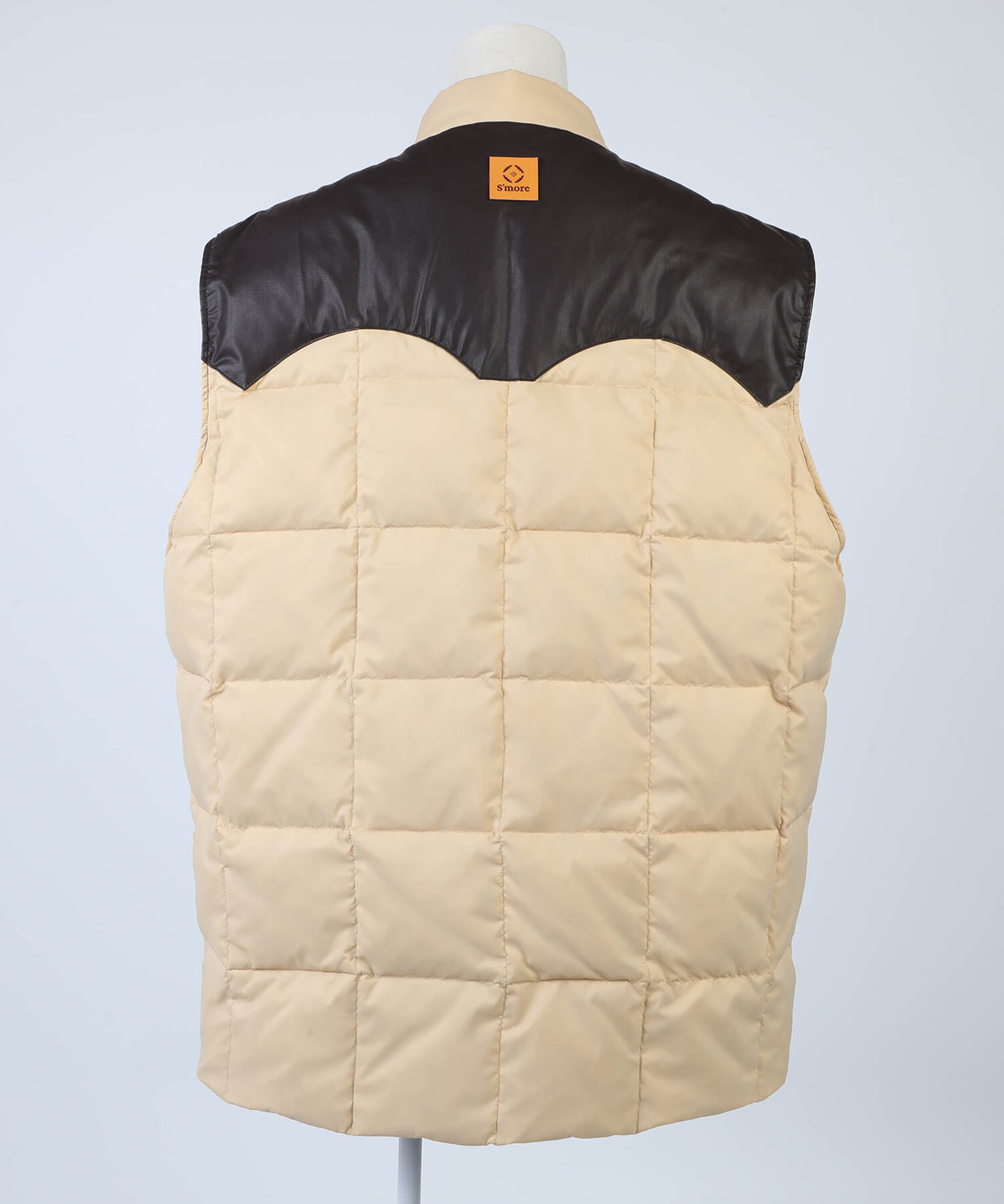 QUILTING DOWN VEST