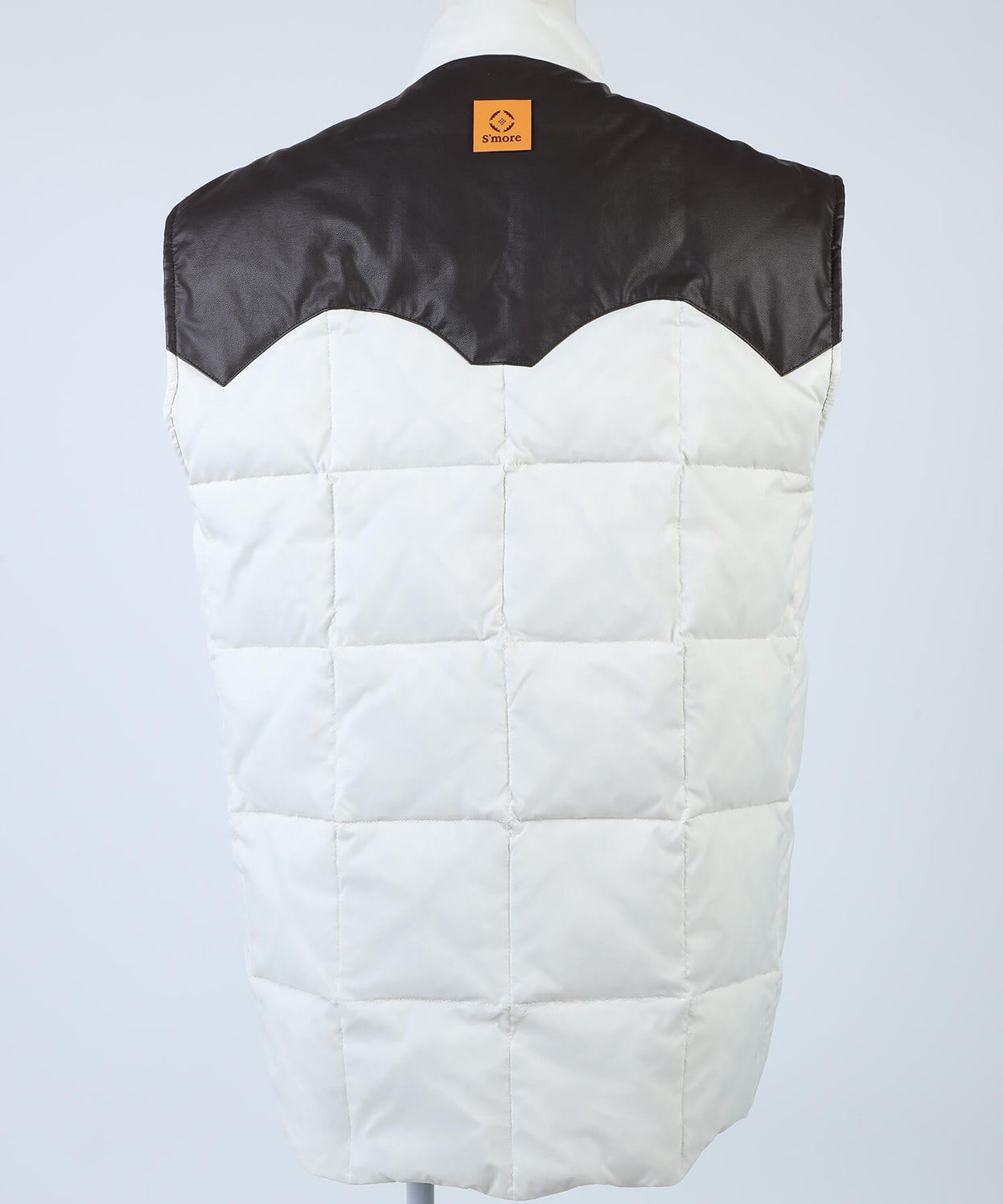 QUILTING DOWN VEST