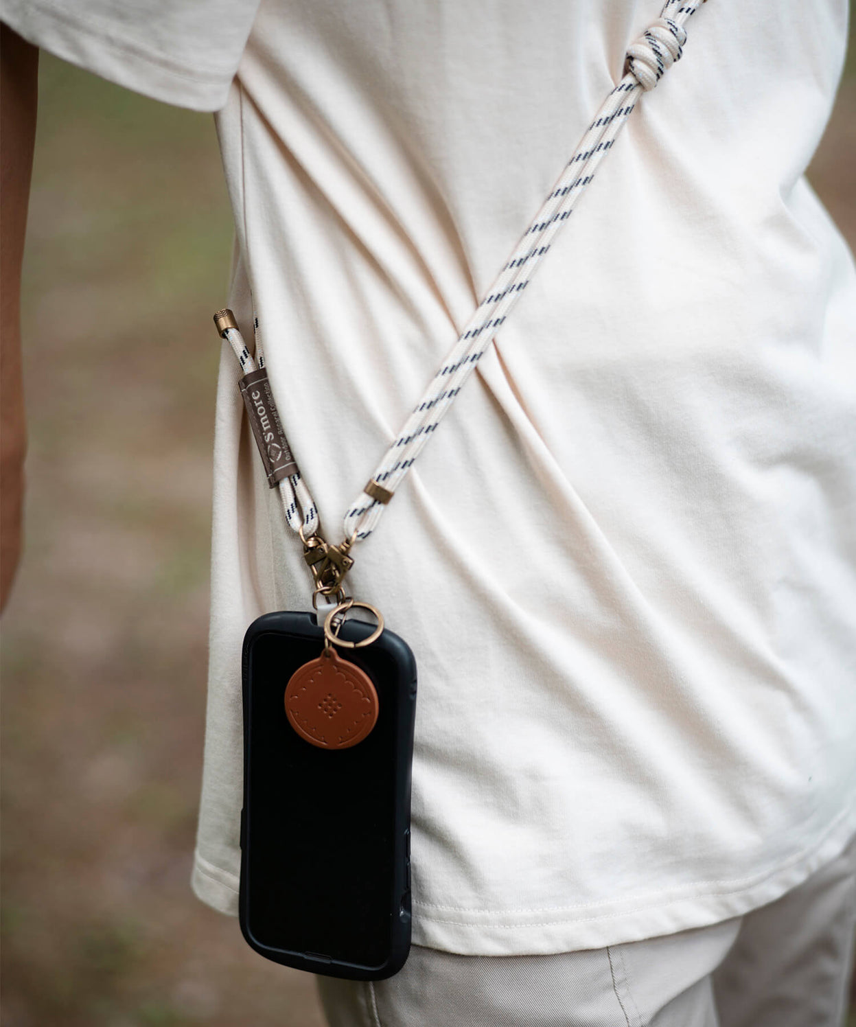 Smartphone shoulder strap